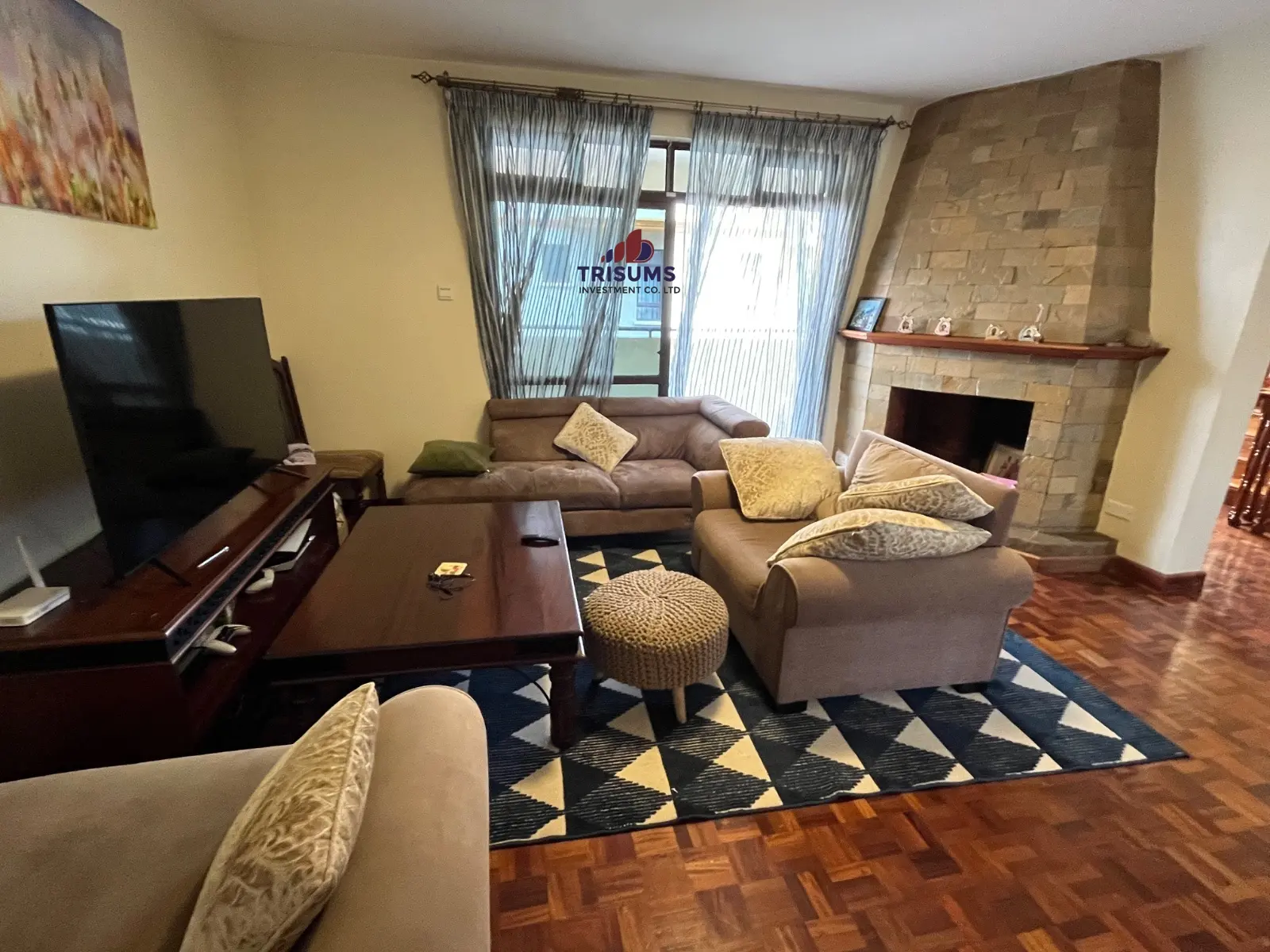 5 Bedroom All En-suite Townhouse For Sale in Lavington